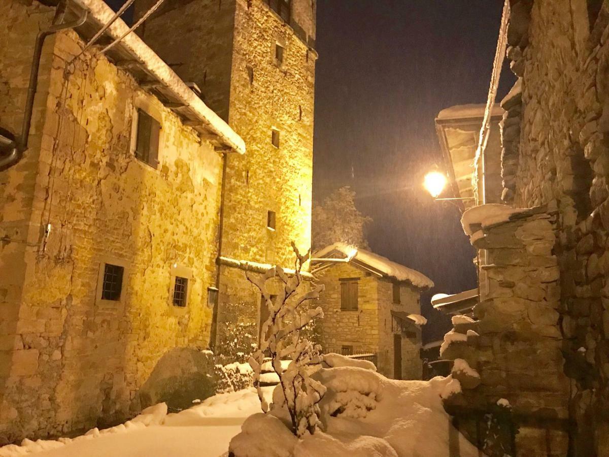 Castello Di Brandola Villa Polinago Exteriör bild